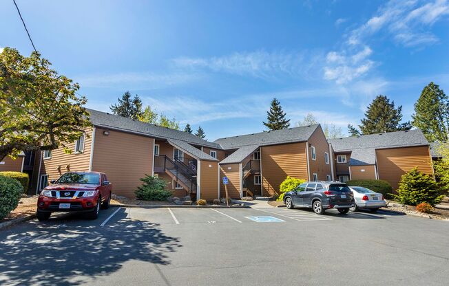 1 bed, 1 bath, 700 sqft, $1,150, Unit 30