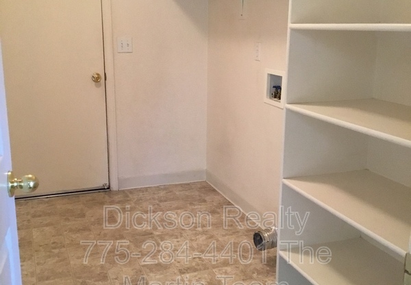 3 beds, 2 baths, 1,297 sqft, $2,195