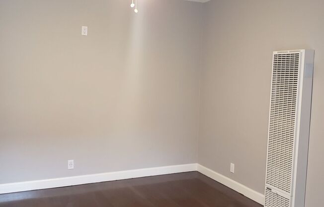 1 Bed/1 Bath Washer/Dryer Hookups $1K Off the 1st Month