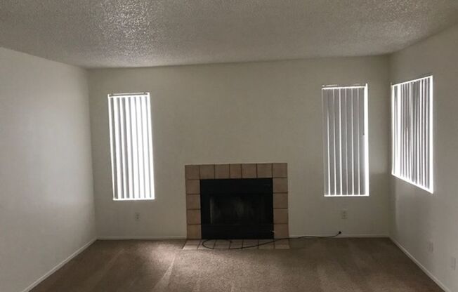 2 beds, 1 bath, 803 sqft, $1,050, Unit #1054