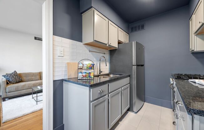 1 bed, 1 bath, 650 sqft, $1,395, Unit 202