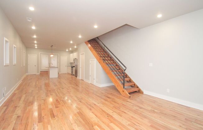 Large Point Breeze Home