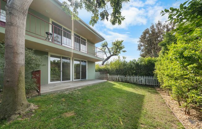 271 E San Antonio Dr.