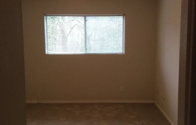 2 beds, 1 bath, 740 sqft, $1,500, Unit 209