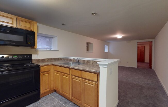 Walnut Court Apartments