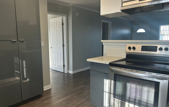 2 beds, 1.5 baths, 866 sqft, $2,695, Unit 801F7