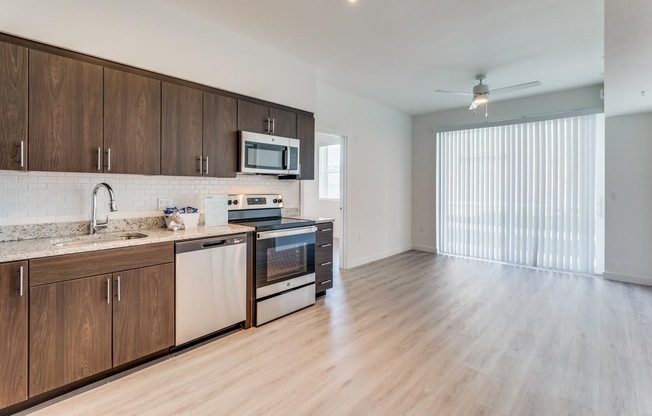 550 EXCHANGE BLVD