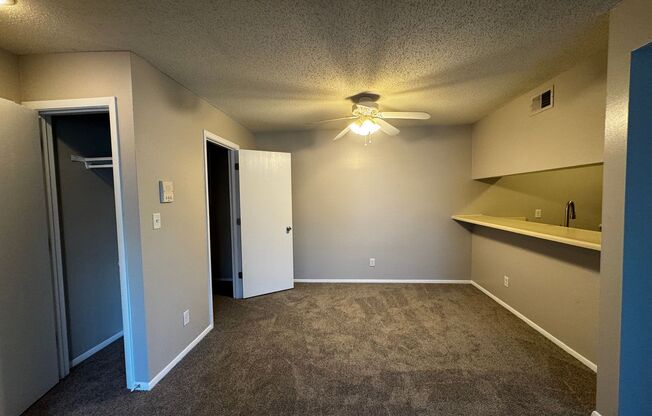 1 bed, 1 bath, 755 sqft, $999, Unit 6006F
