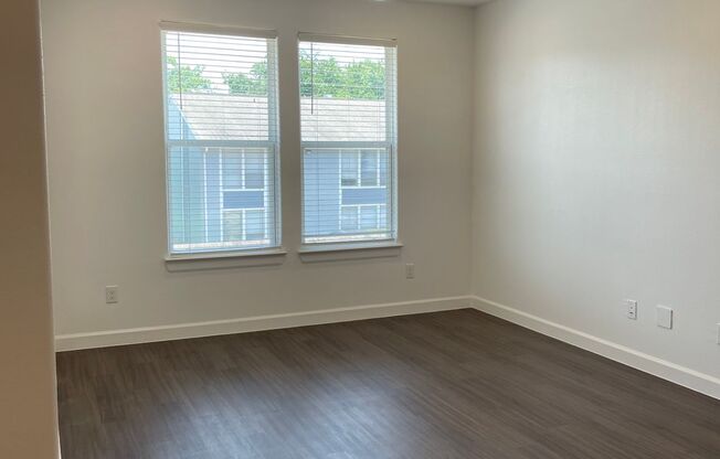 1 bed, 1 bath, 793 sqft, $1,150, Unit 269