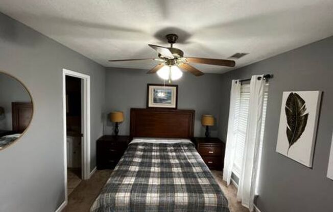 3 beds, 2 baths, $2,850