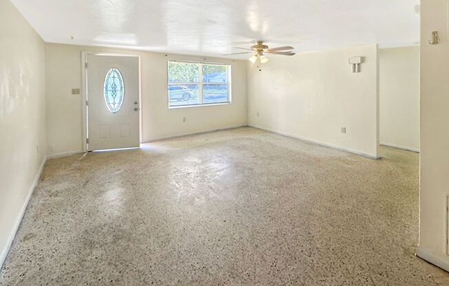 Pet-Friendly Rental Between University Pkwy & Downtown Sarasota