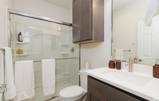 2 beds, 2 baths, 1,271 sqft, $1,750, Unit H-308