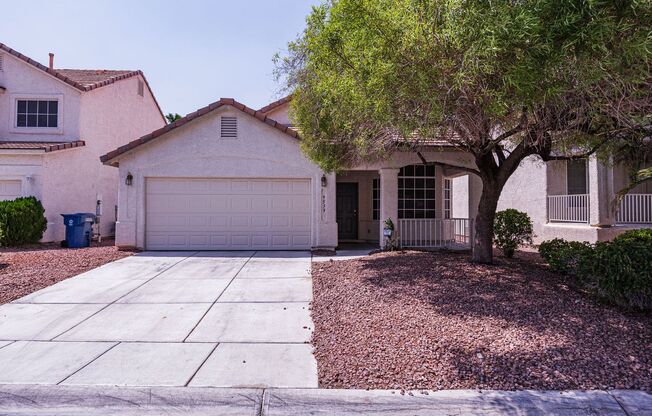 1 Story home located in Silverado Ranch