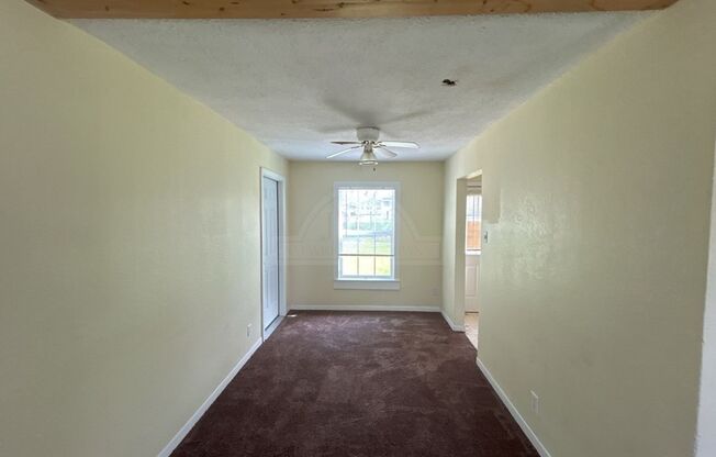 2 beds, 1 bath, $995