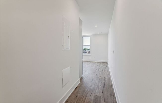 1 bed, 1 bath, 625 sqft, $1,425, Unit 201