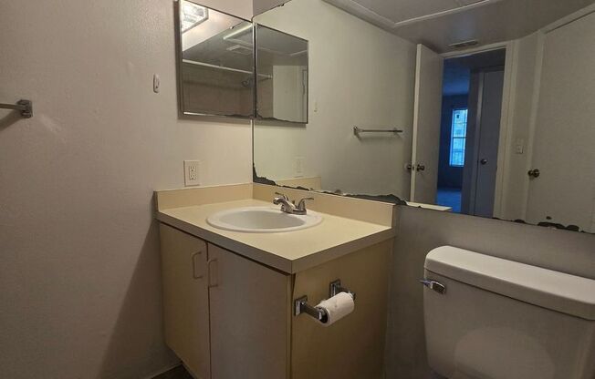 1 bed, 1 bath, $1,300