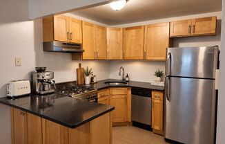 577 Warren LLC