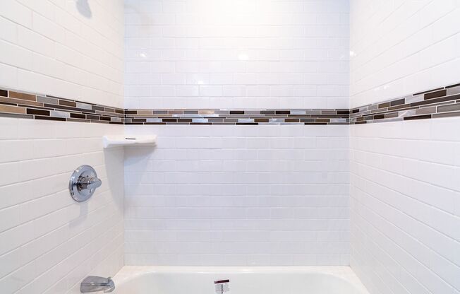 1 bed, 1 bath, $2,195, Unit Unit 5
