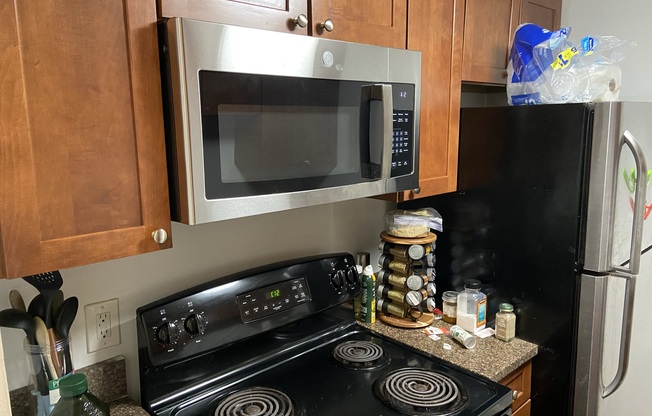 4 beds, 1 bath, $6,600, Unit 1