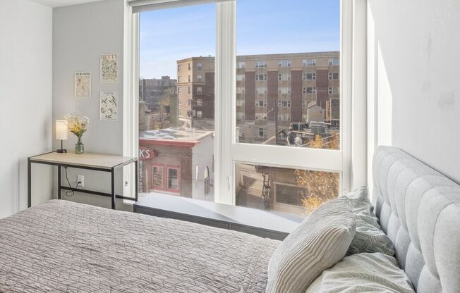 1 bed, 1 bath, 553 sqft, $1,550, Unit 303