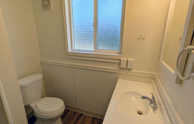 2 beds, 1 bath, 800 sqft, $1,365, Unit 3485-05