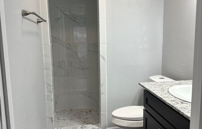 2 beds, 2.5 baths, 1,400 sqft, $1,089