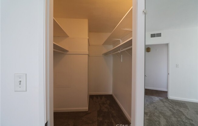 2 beds, 2 baths, 1,136 sqft, $2,695