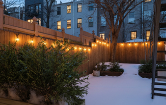 318 W 140 ST