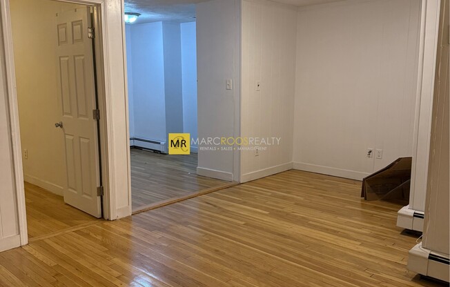 469 COMMONWEALTH AVE