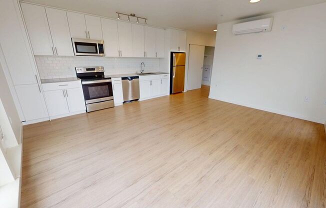 1 bed, 1 bath, 502 sqft, $2,145, Unit 319