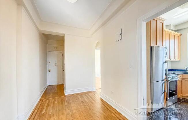 1 bed, 1 bath, $6,450, Unit 3I