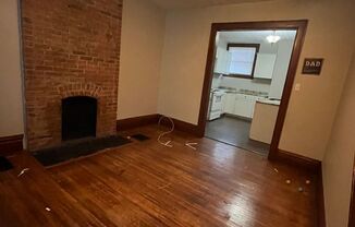 2 beds, 1.5 baths, $1,300, Unit 894