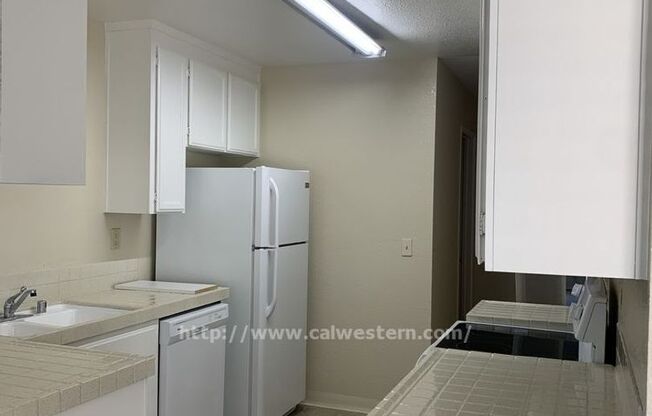 Campbell, Lovely 2 Bedroom and 2 Bath Condo, Ideal Location