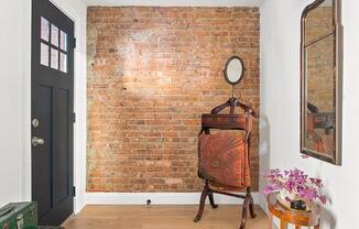 190 ALT DECATUR ST