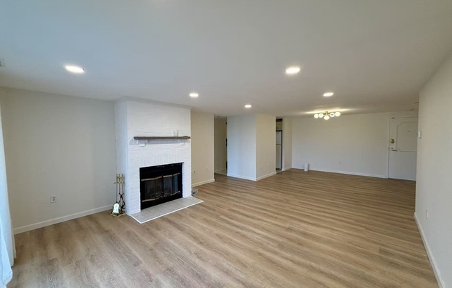 12 NINETH ST