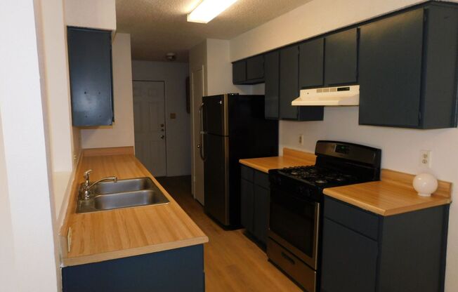 1708/1710 HORSESHOE CR