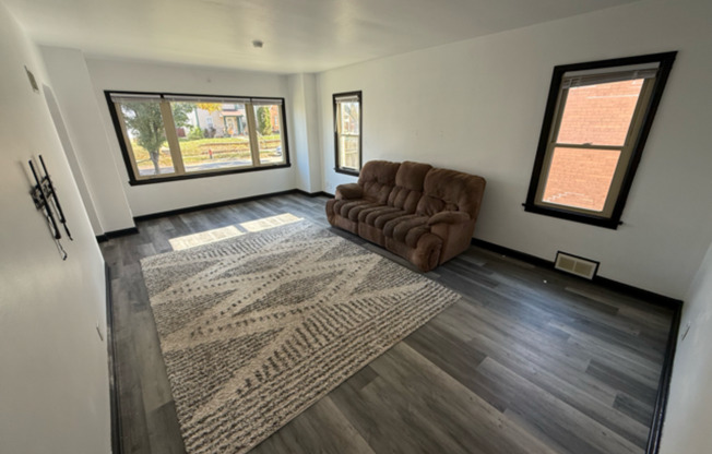 Caleb Hyatt - Tenant Placement