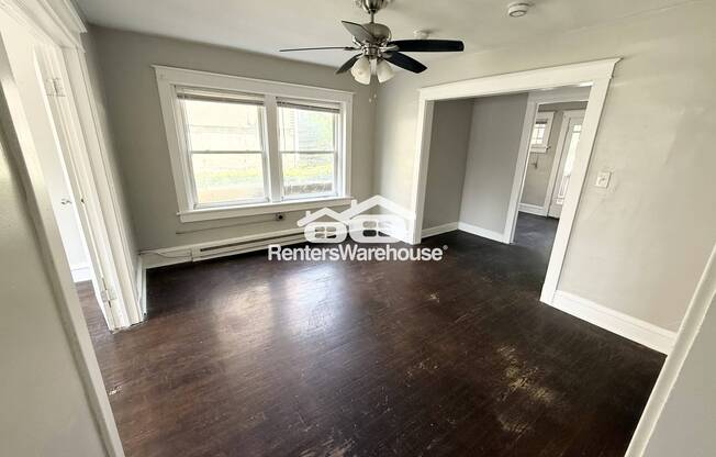 3113 THOMPSON AVE