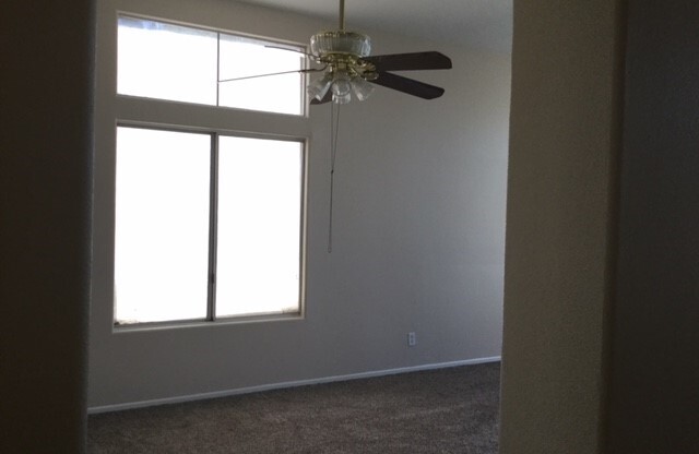 3 beds, 2 baths, $2,795