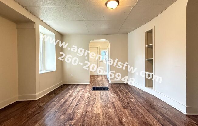 1302 W Washington Blvd
