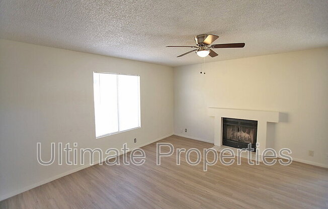 10009 N 66 LN