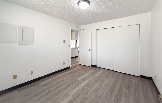 2 beds, 1 bath, 735 sqft, $1,100