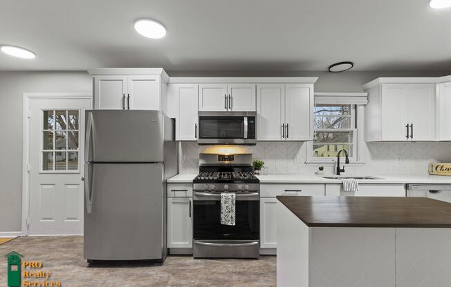 Recently Remodeled 4 Bedroom Home in Edina