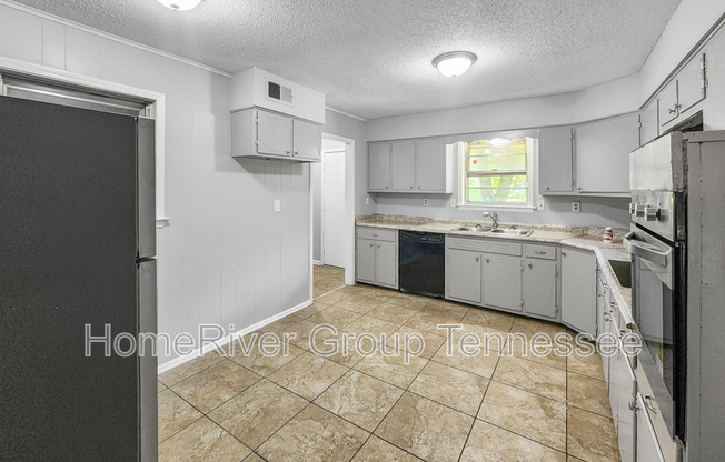 4501 PRISCILLA AVE