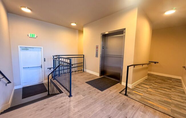 1 bed, 1 bath, 707 sqft, $1,550, Unit 406