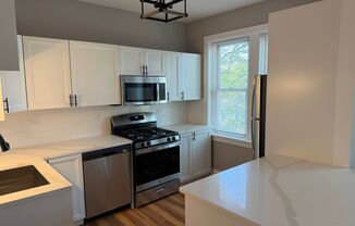 Albany Park Apartments!