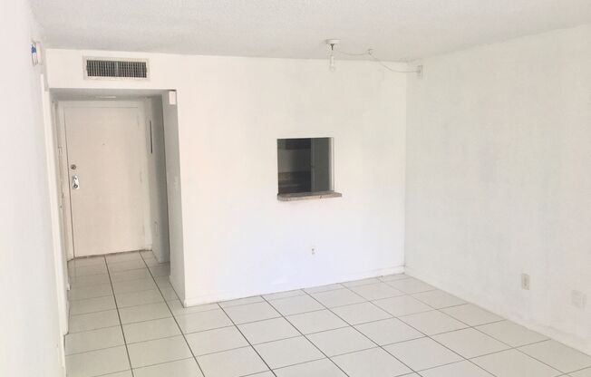 PROMENADE AT KENDALL LAKES - BEST PRICED 1 BEDROOM/1 BATH IN KENDALL