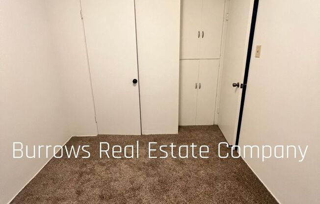 2 beds, 1 bath, $2,495