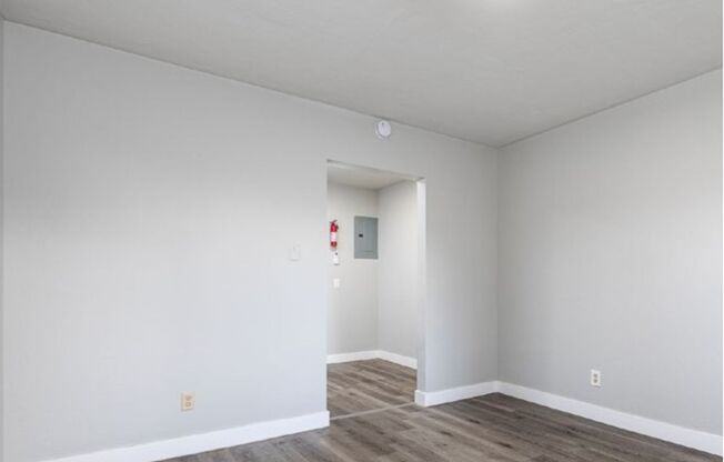 1 bed, 1 bath, 750 sqft, $1,145, Unit 1307-C