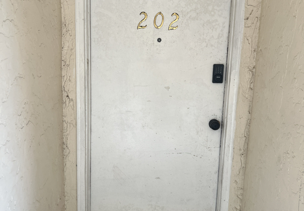 720 100 AVE N